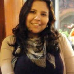Profile picture for user Aline Lima-Nunes